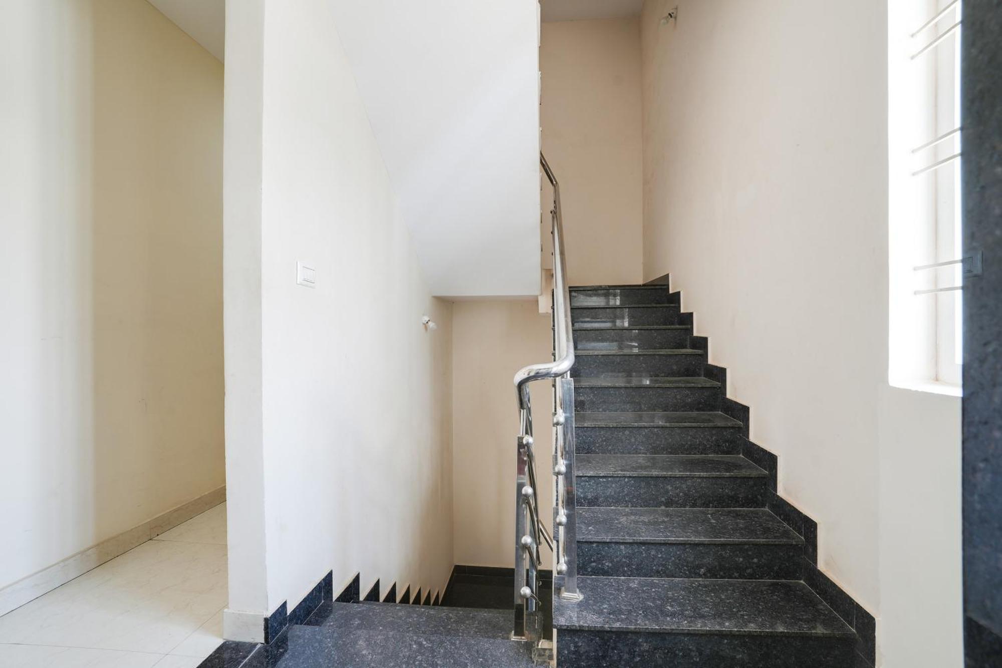 Super Hotel O Bangalore Near Reva Circle Formerly Cka Boarding Yelahanka Exterior foto